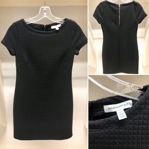 Banana Republic Black Quilted Shift Dress Size 00P